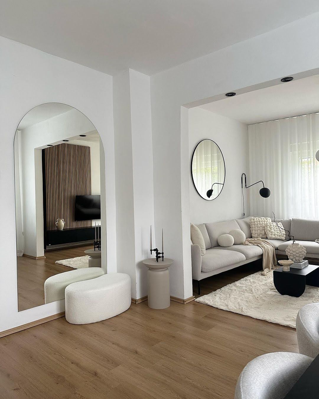 use of mirrors in interior design