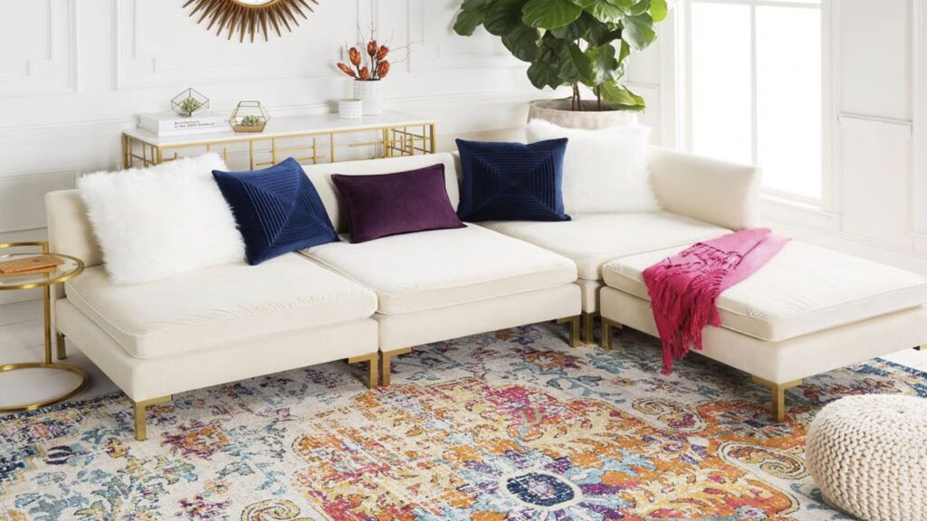 Minimalist vs. Maximalist Interiors: Which Style Fits You Best?